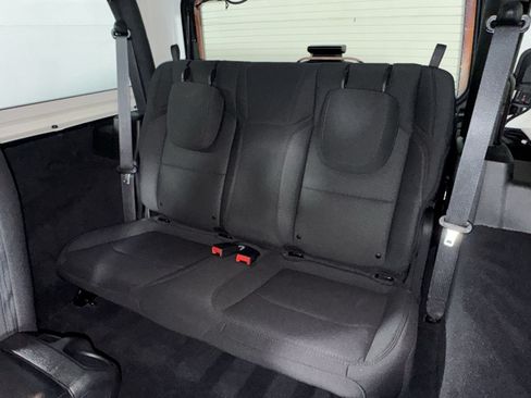 Used 2023 Jeep Wrangler Sport AWD/4WD image 23