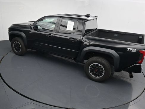 Used 2024 Toyota Tacoma TRD Off-Road AWD/4WD image 27