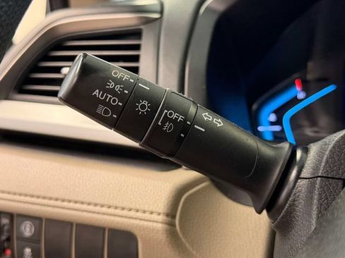 Used 2021 Honda Odyssey EX image 22