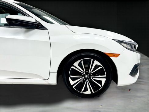 Used 2016 Honda Civic EX-L image 38