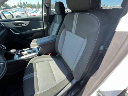 Used 2026 Chevrolet Blazer LT FWD image 36