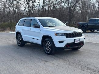 Used 2020 Jeep Grand Cherokee Trailhawk video 2