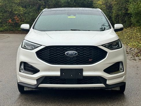 Used 2019 Ford Edge ST w/ Equipment Group 401A image 3