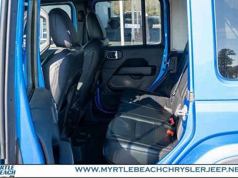 Certified 2022 Jeep Wrangler Unlimited Sahara w/ Cold Weather Group image 14