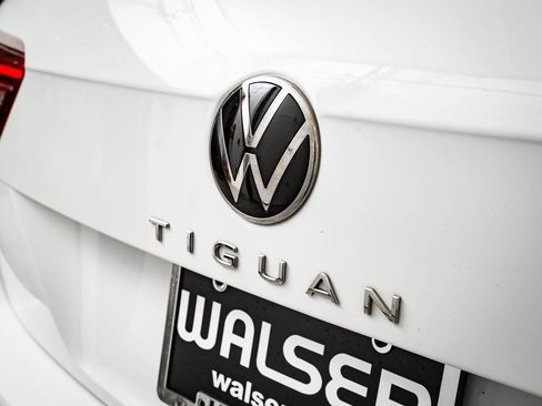 Used 2024 Volkswagen Tiguan S image 16
