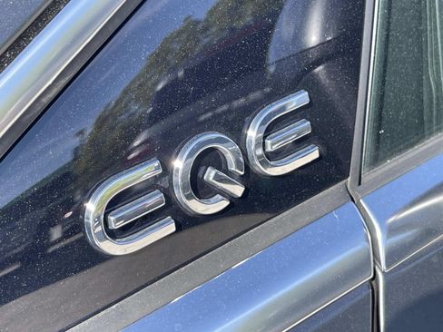 Used 2023 Mercedes-Benz EQE 350+ Sedan w/ Pinnacle Trim Package image 6