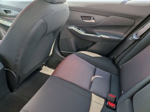 New 2026 Nissan Sentra SR w/ Floor Mat Package FWD image 33