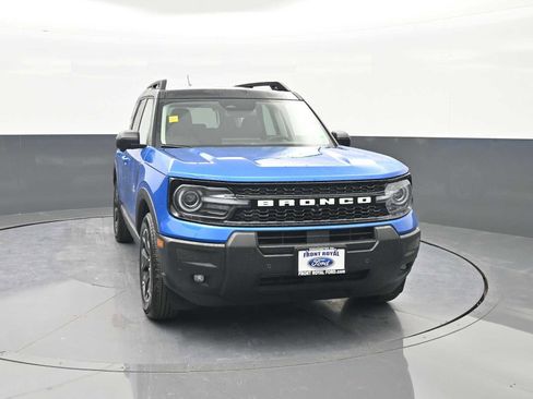 New 2025 Ford Bronco Sport Outer Banks w/ Outer Banks Tech Package+ image 2