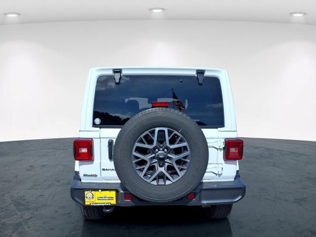Used 2025 Jeep Wrangler Unlimited Sahara AWD/4WD image 10