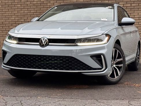 New 2025 Volkswagen Jetta SE image 29