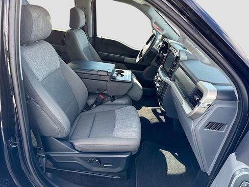 Certified 2021 Ford F150 XLT w/ Equipment Group 302A High image 30