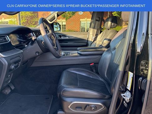Used 2022 Jeep Wagoneer Series III w/ Flexible Seating Group AWD/4WD image 13