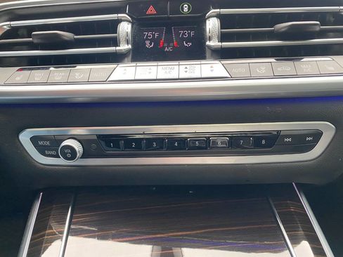 Used 2020 BMW X5 xDrive40i w/ Premium Package image 40