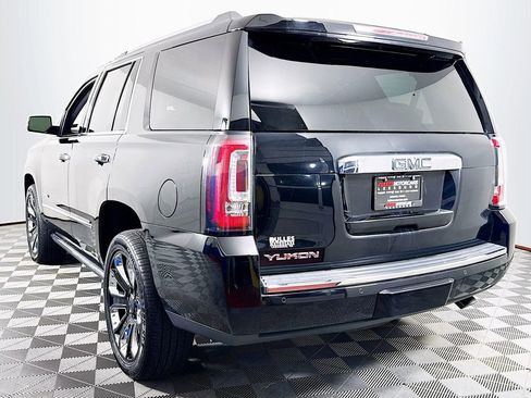 Used 2019 GMC Yukon Denali w/ Denali Ultimate Black Edition AWD/4WD image 29