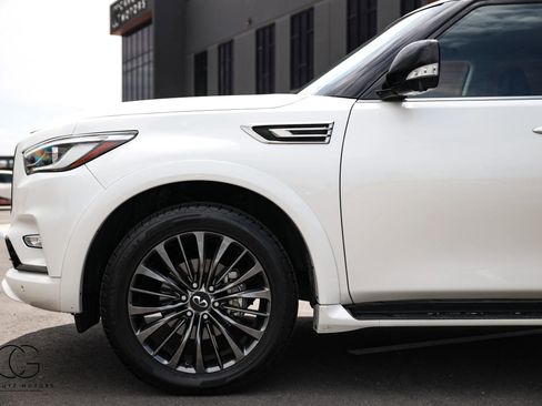Used 2021 INFINITI QX80 Premium Select w/ All-Season Package AWD/4WD image 9