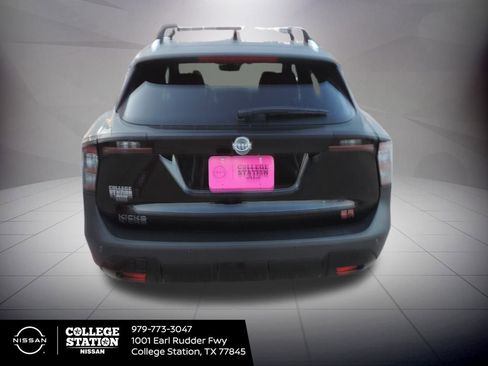 New 2026 Nissan Kicks SR w/ Illumination Package image 5