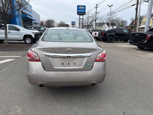 Used 2013 Nissan Altima 2.5 SL w/ 2.5 Moonroof Pkg image 6