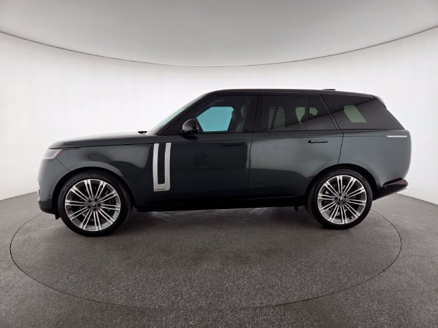 Certified 2025 Land Rover Range Rover Autobiography AWD/4WD image 30