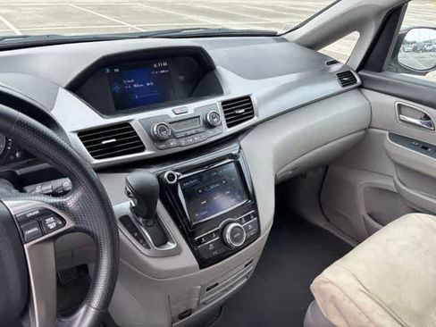 Used 2016 Honda Odyssey SE image 20