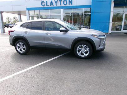 New 2026 Chevrolet Trax LS w/ LS Convenience Package