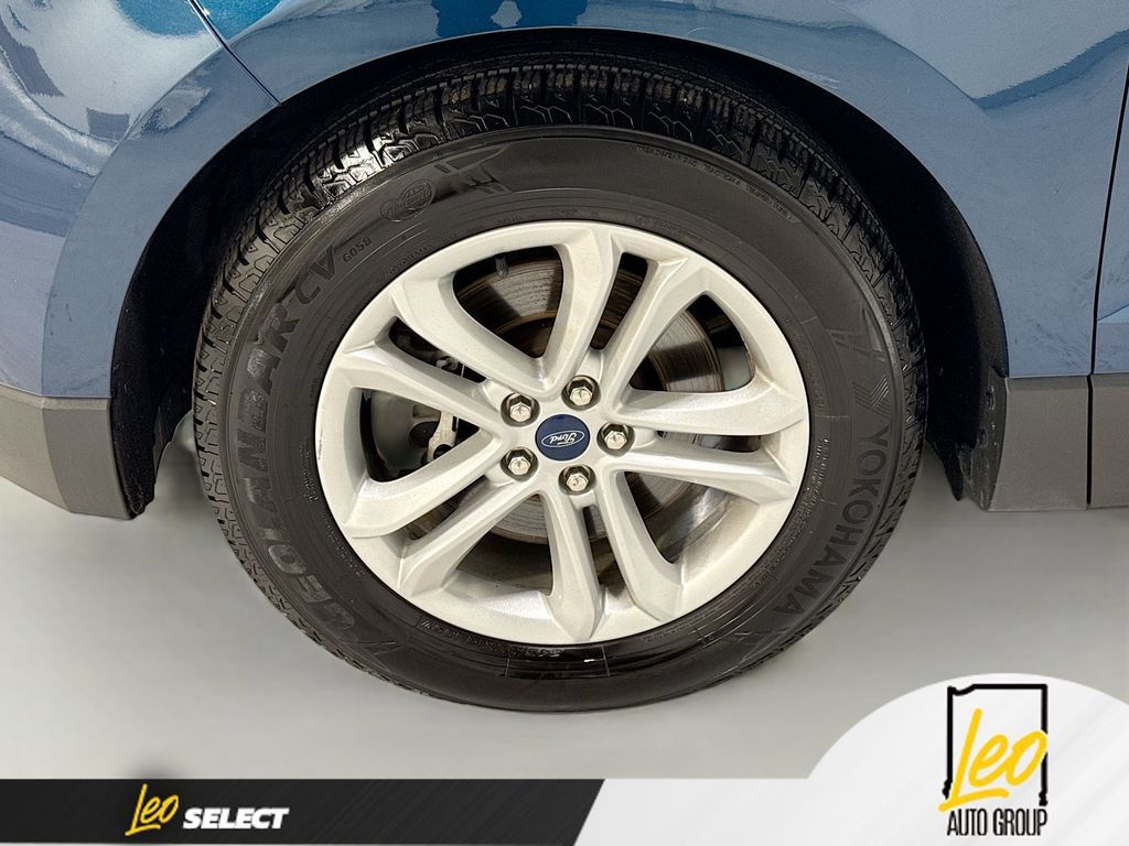 Used 2020 Ford Edge SEL w/ Convenience Package AWD/4WD image 34