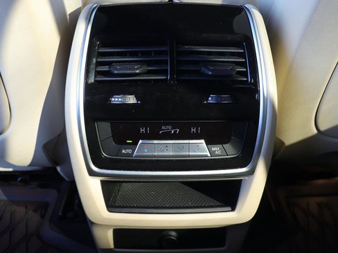 Used 2019 BMW X5 xDrive40i w/ Convenience Package image 20