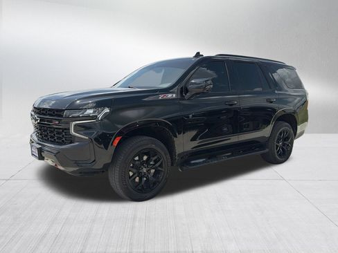 Used 2022 Chevrolet Tahoe Z71 w/ Luxury Package AWD/4WD image 1