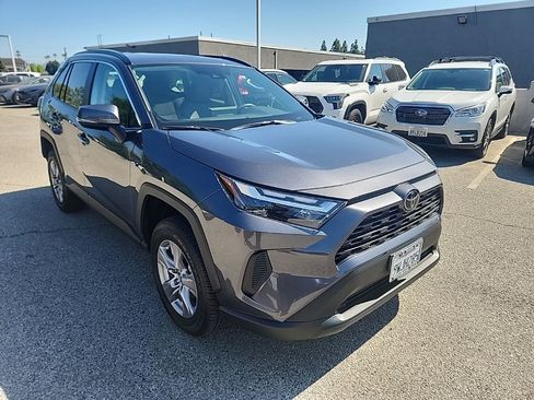 Used 2025 Toyota RAV4 XLE w/ Convenience Package image 7