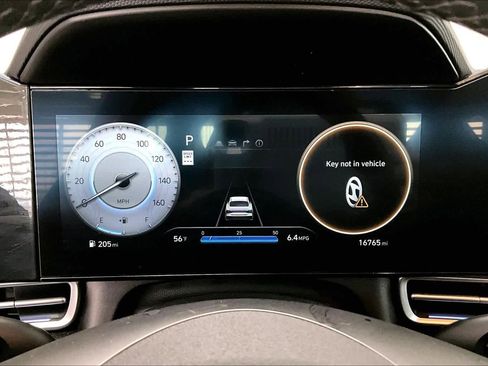 Used 2024 Hyundai Elantra SEL w/ Convenience Package image 15