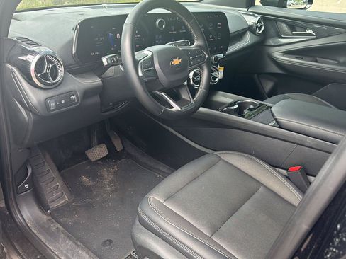 Used 2024 Chevrolet Blazer EV LT AWD/4WD image 11