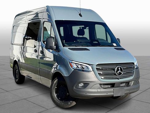 New 2026 Mercedes-Benz Sprinter 2500 image 2