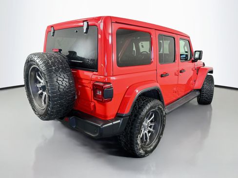 Used 2021 Jeep Wrangler Unlimited Sahara AWD/4WD image 7