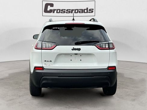 Used 2023 Jeep Cherokee Altitude Lux image 4