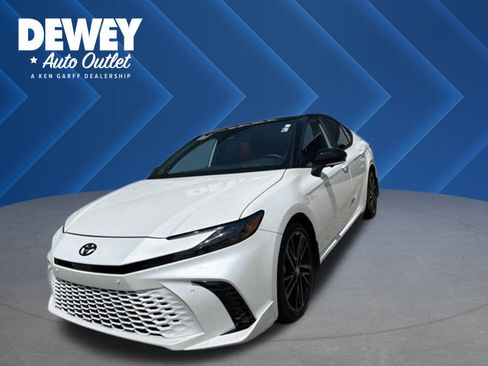 Used 2025 Toyota Camry XSE w/ Premium Plus Package AWD/4WD image 1