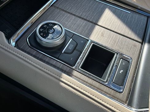 Certified 2024 Ford Expedition Max Limited image 22