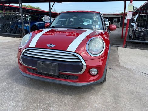 Used 2015 MINI Cooper 2-Door Hardtop FWD image 4