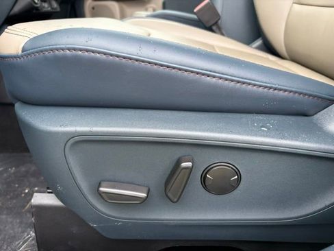 New 2025 Ford Maverick Lariat AWD/4WD image 25