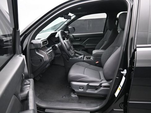 Certified 2025 Toyota Tacoma SR5 image 9