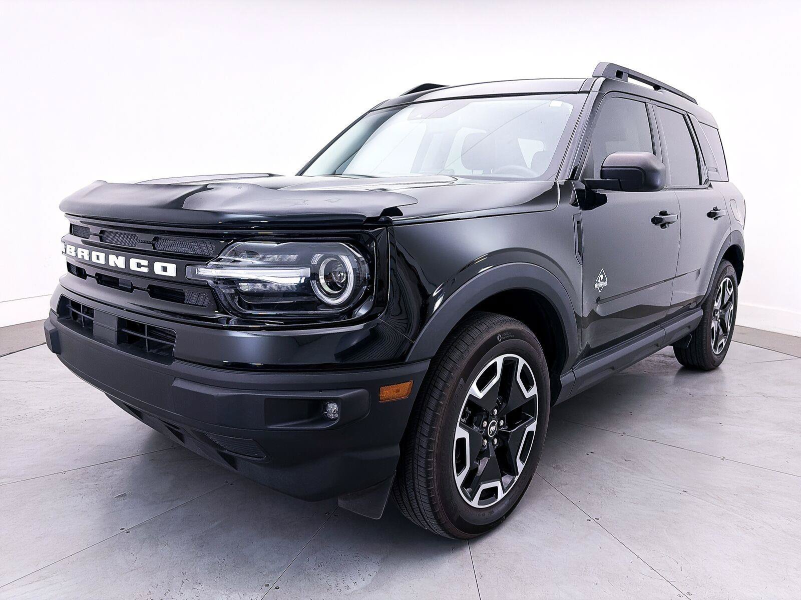 Used 2024 Ford Bronco Sport Outer Banks w/ Tech Package AWD/4WD image 13