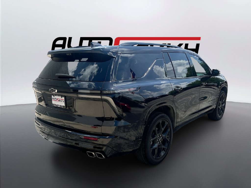 Used 2024 Chevrolet Traverse RS w/ LPO, Floor Liner Package FWD image 7