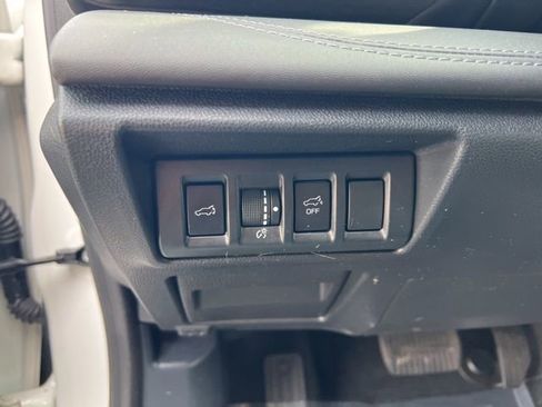 Used 2020 Subaru Outback Limited w/ Popular Package #2 image 5