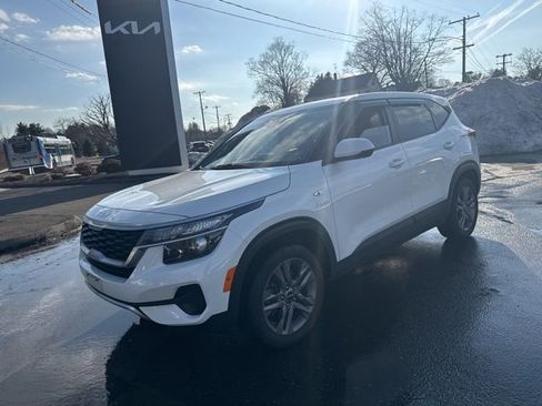 Certified 2023 Kia Seltos LX image 1