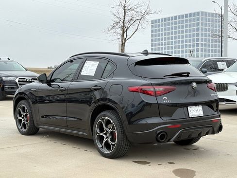 Used 2023 Alfa Romeo Stelvio Veloce image 6