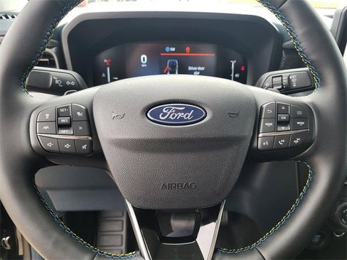 New 2026 Ford Maverick Lobo image 5