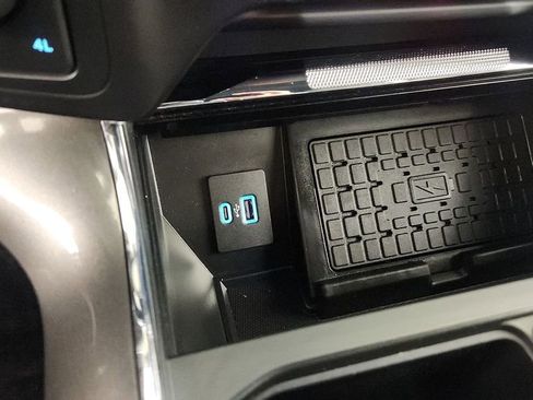 Used 2023 Ford F150 Lariat w/ Equipment Group 502A High image 17