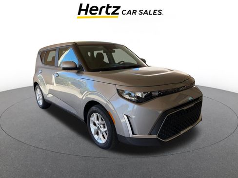 Used 2025 Kia Soul LX w/ LX Technology Package image 1