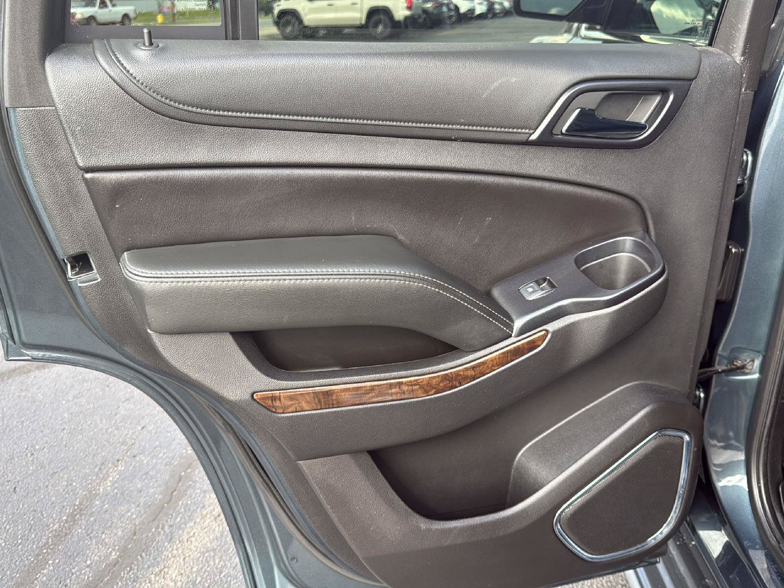 Used 2020 Chevrolet Tahoe LT AWD/4WD image 22