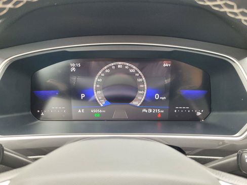 Certified 2023 Volkswagen Tiguan SE FWD image 30