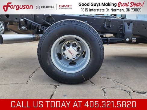 New 2026 GMC Sierra 3500 Pro w/ Convenience Package AWD/4WD image 48
