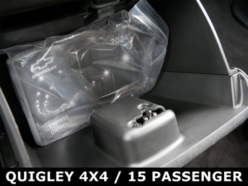 Used 2024 Chevrolet Express 3500 LT w/ LT Preferred Equipment Group image 21